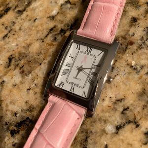 🔥MOVING SALE🔥 Breast Cancer Awareness Watch